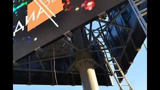 Стела с тремя LED экранами MEVY P5 RGB (54 кв.м) для рекламного агентства в г. Ставрополь
