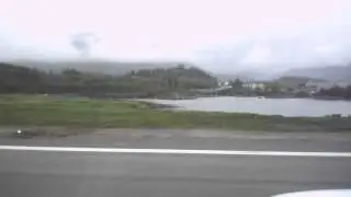 Alaska Airlines 737-400 Landing in Sitka