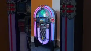 Wir haben ein neues Highlight im B&uuml;ro!🎉 Die Lacoon Jukebox gibt es &uuml;brigens auch bei uns im Shop.💃🥰