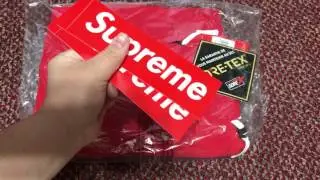 Supreme/The North Face Gore Tex Jacket Unboxing