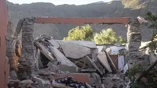 Foreign aid to Morocco awaits permission to enter quake zone
