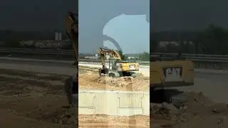Activator medium drain cutting🛣️🚧🙏🏼#excavator #work #daren #subscriber #video
