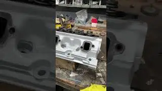 Seymour dull aluminum engine enamel on the budget magnum heads