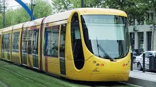 2010_09_28_Mulhouse_La gare_les tramways_la Cité du train