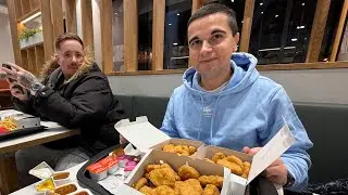WIE VIELE Chicken MCAnus NUGGETS SCHAFFT DER ENGSTE INDER DER WELT ?!