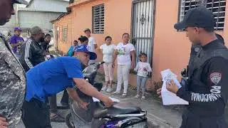 Tarde” recorrido de la policía en barrios de San Francisco de Macorís, varios detenidos 