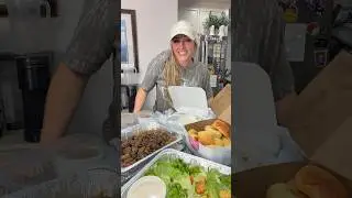 Trying the Texas Roadhouse Family Meal Deal 🍽️
