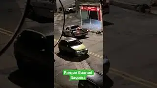Dormiu na ca&ccedil;amba do carro #dormir #carro #doido