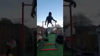 Oneface Mapacha  - MUAY THAI BOXING FITNESS AND ACROBATICS TRAINING TIME AT HOME GYM 