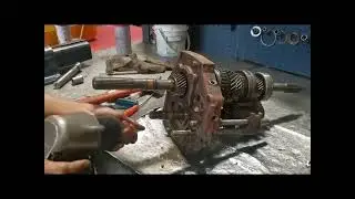 Gearbox Toyota hiace Ih113
