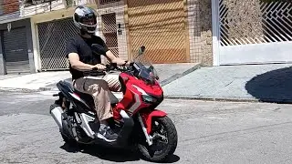 Tall rider in Honda ADV 150cc 