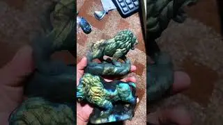 Masterpiece of labradorite lion #crystalcarving #crystallion #labradorite