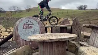 WOBBLING AROUND AT INCH PERFECT TRIALS CENTRE | VERTIGO 300 | YAMAHA TY250 | #fails #crash #trails