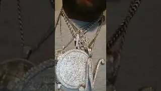 the coldest pet shop owner in Alabama lol 🥶🥶🥶 😂