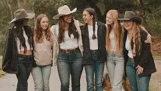 Horse girl day in the life: chores & a barrel race with the team