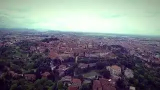 Riprese Aeree di Bergamo, Citt&agrave; Alta dal Drone - Video Horus Dynamics