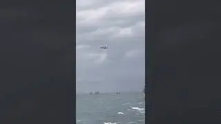 Bad Weather Helicopter Landing at Sea | Offshore Chopper Landing View😍