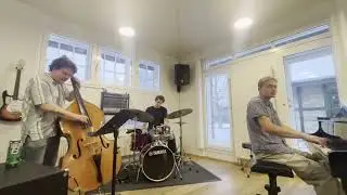 Israel (John Carisi) - Sylvester Villumsen Trio