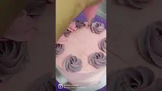 Let's decorate this pretty pink cake!