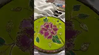 How to paint on silk fabric using wet on wet technique with silk paints