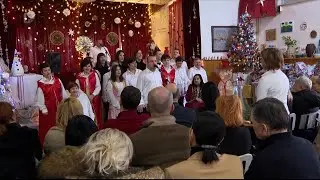 Svečana novogodi&scaron;nja priredba u Ustanovi Pazarić uz pjesmu, recitacije i poklone
