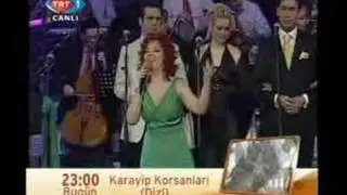 Esra İçöz 