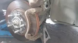 Expander 2018 27k odometer: brake pad noise replace.