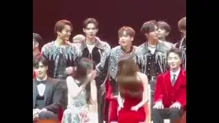 Han So Hee and IVE Wonyoung Interaction at ASIA ARTIST AWARDS 2022