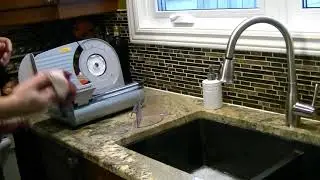 Techwood Electric Meat Slicer, 200W / 9” l Blade  unboxing, setup and demo.