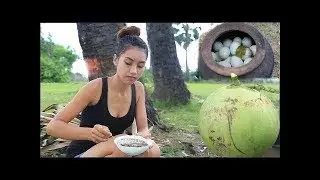 Primitive Technology: Survival skill cooking eggs with coconut Wilderness /Khmer Survival Skills