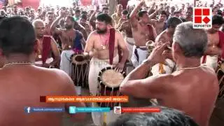 Jayaram performs panchari melam