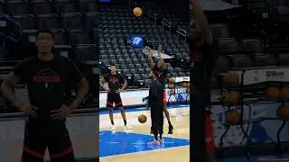 opening day work with KD & Bari 👏 #rockets