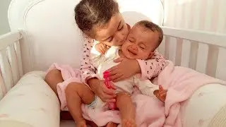 BRINCANDO NO BERÇO COM A BIANCA E COMPRINHAS - Gabriela Almeida