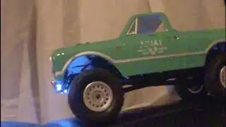 FPV 497 - HomeRacer mini Crawling with the Axial SCX24 C10 1967 Chevrolet