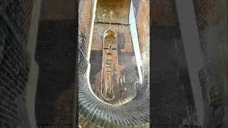 Кто, когда, зачем и как это построил?#Цельнозор #travel #shorts #строительство #england