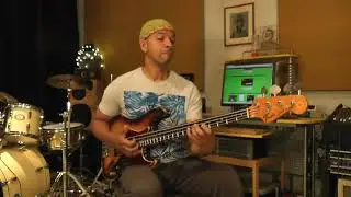 Kai Eckhardt Funk : Jazz Bass and Precision Bass -hard-panned L/R