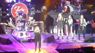 Foo Fighters (w/ Stevie Nicks & Haim) -  Gold Dust Woman (The Forum, Los Angeles CA 9/21/15)