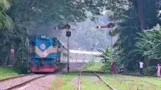 ALCO 6502 WDM 3A Loco in Action with Chittra Express Train at Singia Railway Station