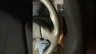 JAK TO ZROBIĆ - Resetowanie biegu jałowego w Toyocie Corolli w mniej niż minutę #shorts