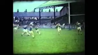 Brian Bevan tries