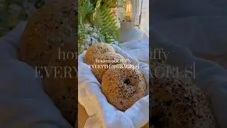 homemade fluffy everything bagels 🥯 recipe is on my blog kennascooks.com #bagels #homemade #food