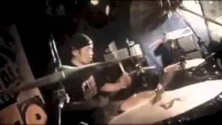 Too Close To See - Repeatedly [Live]
