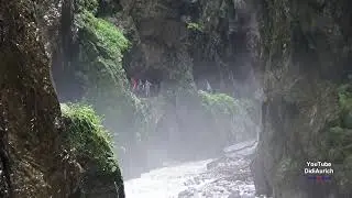 WAHNSINN. Die Partnachklamm. Einmaliges Naturwunder in Garmisch-Partenkirchen. Wildbach Partnach