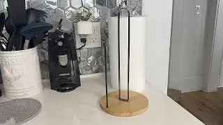 Bamboo paper towel holder