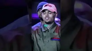Chris Brown Vibing To Usher&rsquo;s Music In The Club 🔥