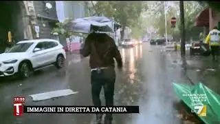 Maltempo, le drammatiche immagini dal centro di Catania
