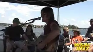 103.7 WSOC: Billy Ray Cyrus sings on Redneck Yacht Club (Part 2)