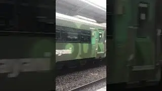 KA Barang Express Over Service 301 Membawa LD K3 KTA K1 JAKK