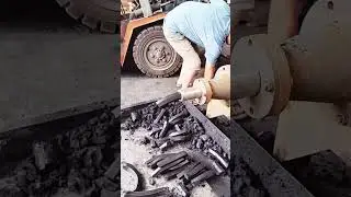 Wood charcoal sawdust briquettes maker shaping extruder machine for BBQ #fcnfm #charcoalextruder