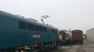 87035 Robert burns pantograph down